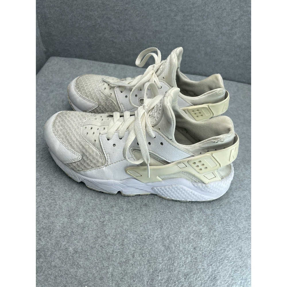 Nike Air Huarache Men's Size 7.5 White Running Shoes Sneakers 318429-111 Retro